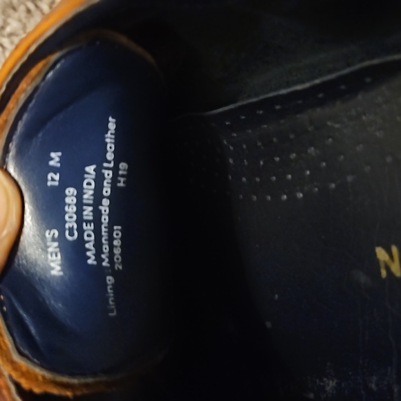 Men's Dress Shoes - Picture 5 of 5